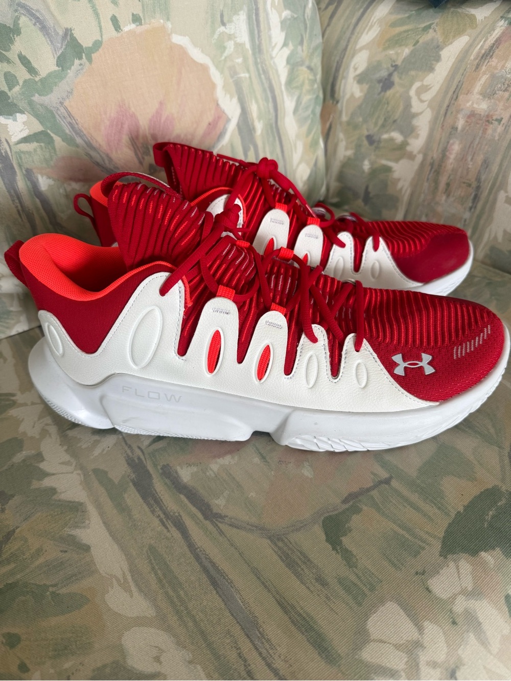 Under Armour Flow Breakthru 4 Basketball Shoes 3026641-600 Size 17.5 (34cm)